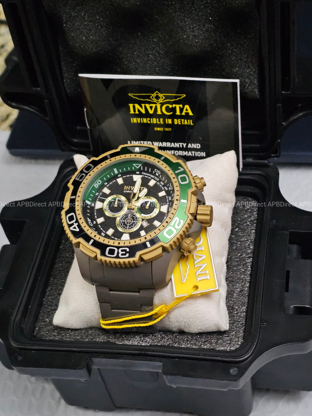 Invicta - Full TITANIUM 65mm Case & Bracelet - TI-22 Chronograph - Mens watch