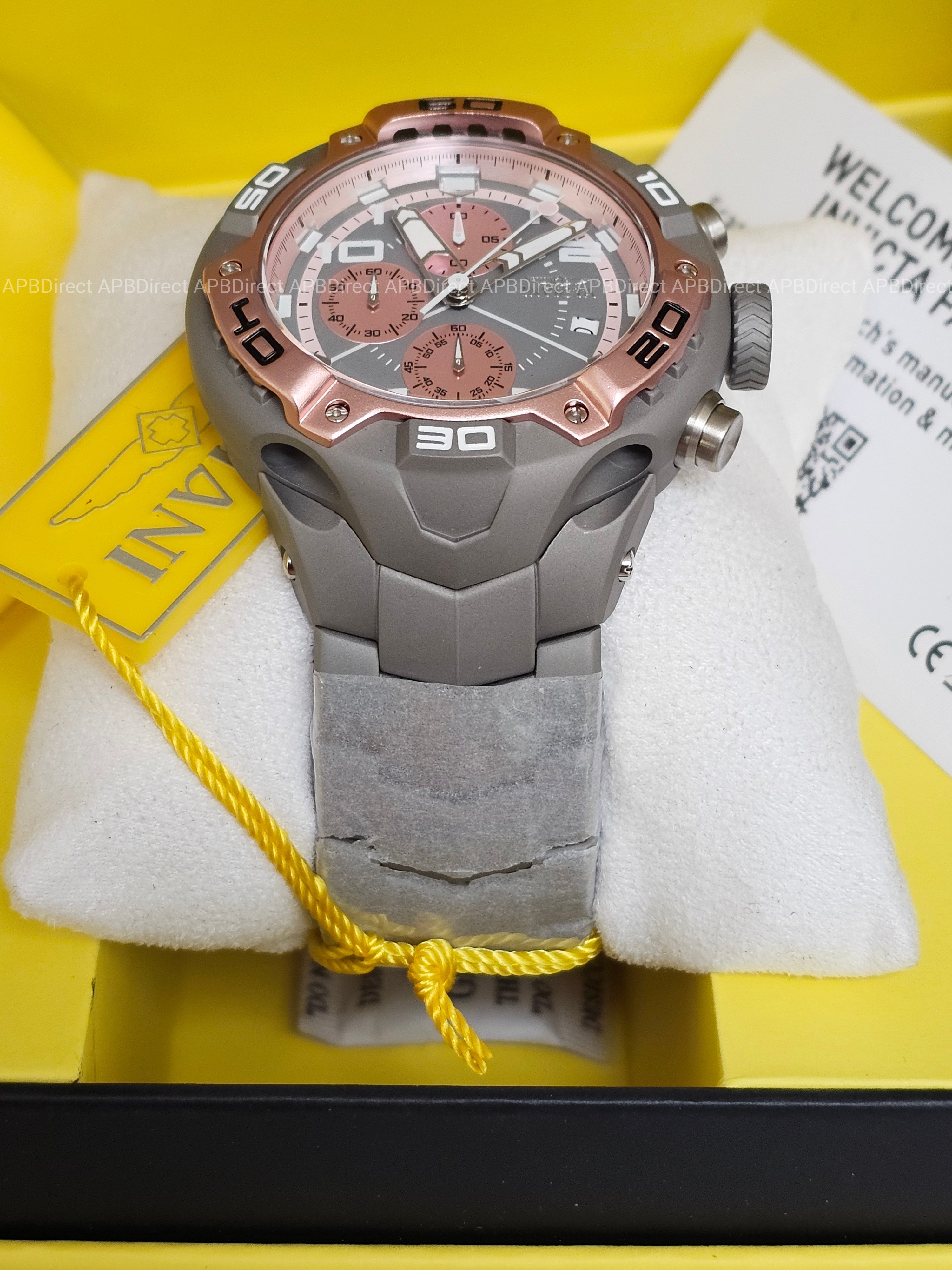 Invicta - Speedway ELITE Shot-Blasted Finish Case & Bracelet Chronograph watch