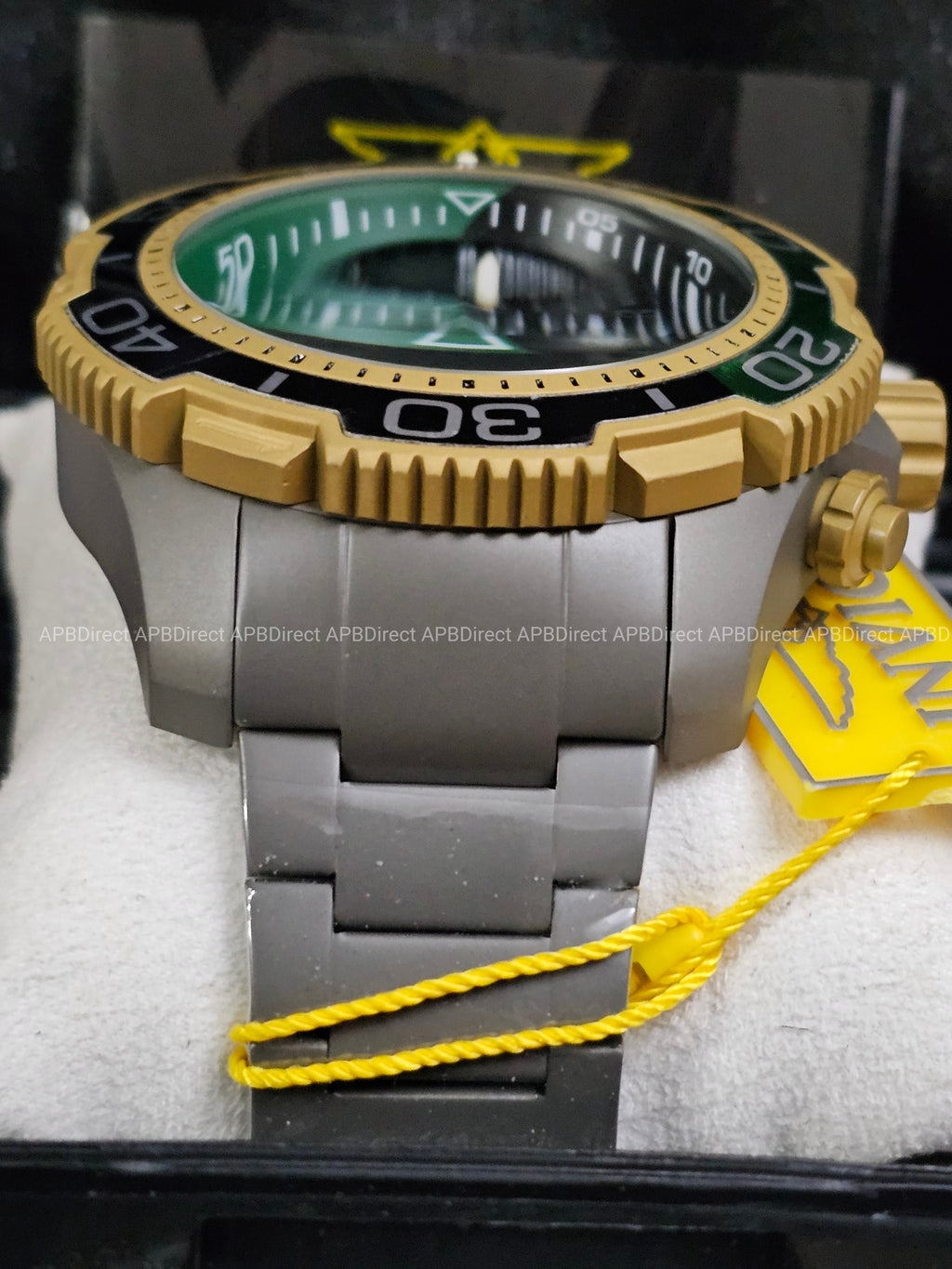 Invicta - Full TITANIUM 65mm Case & Bracelet - TI-22 Chronograph - Mens watch